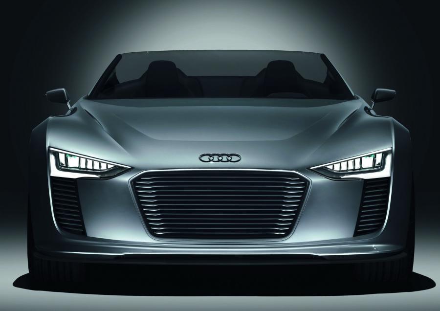  Audi e-Tron Detroit Showcar 2010 года  (фото 4 из 109)
